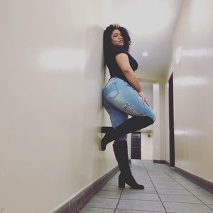 Meet your Posher, Ashley